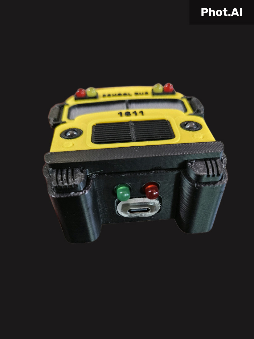 Rechargeable 3d printed School Bus Keychain with functional lights (custom made) - Image 4