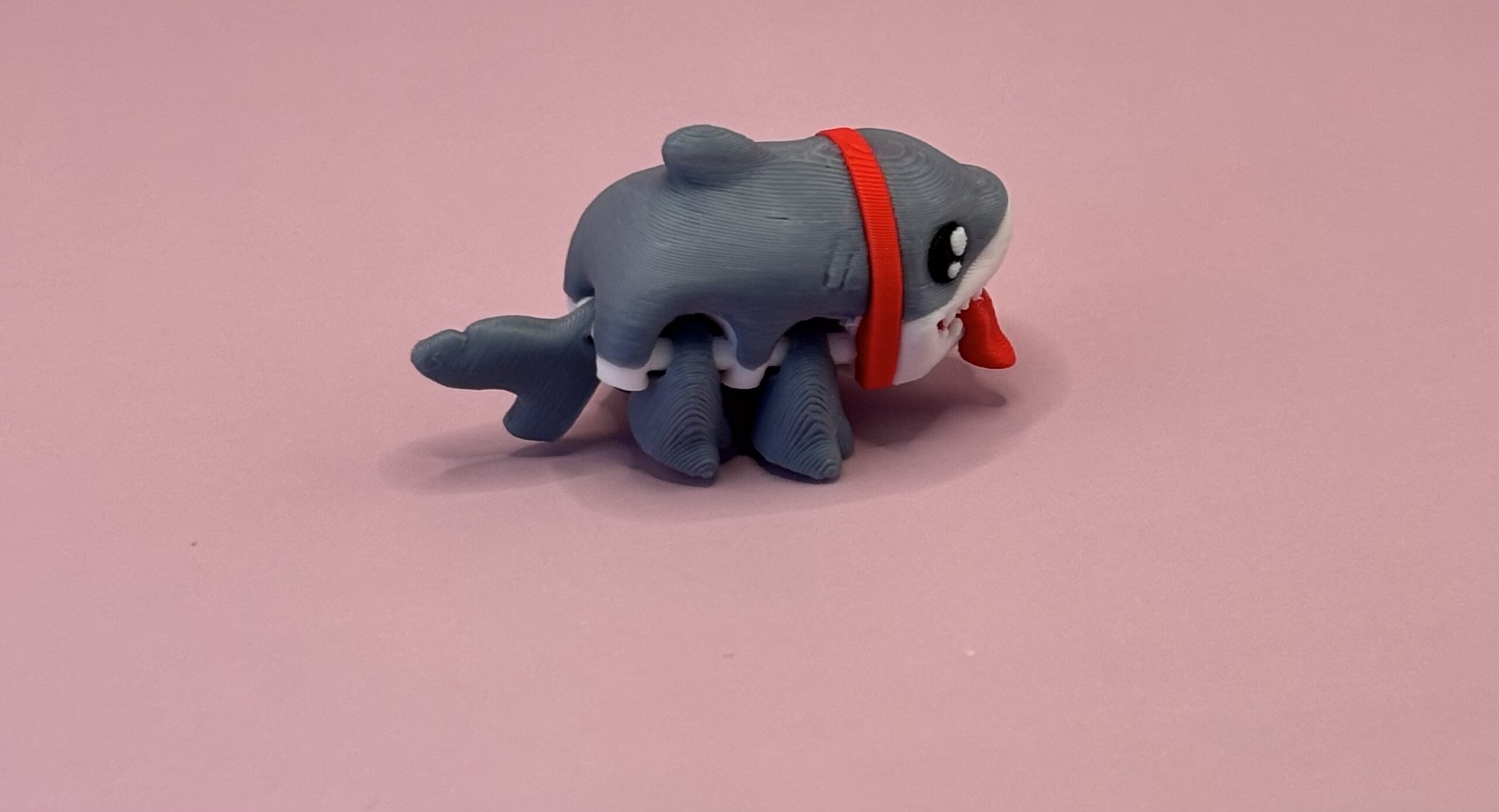 Jeff the Land Shark- Articulated Fidget Toy - Image 2
