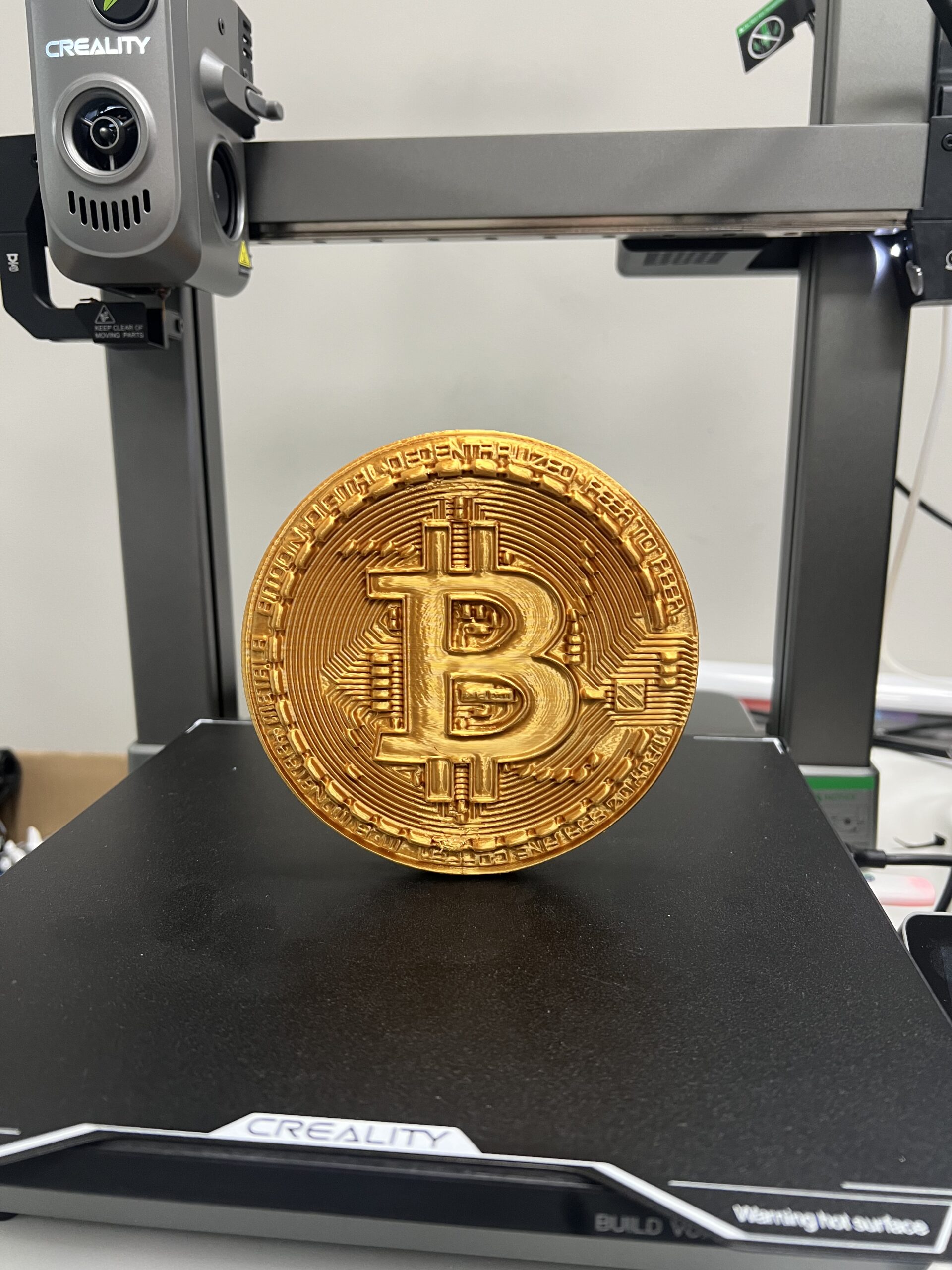 Moeda de Bitcoin 3D Decorativa – 13 cm de Diâmetro - Image 2