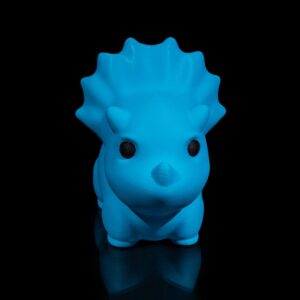 Baby Triceratops com 12cm de altura em PLA diversos.