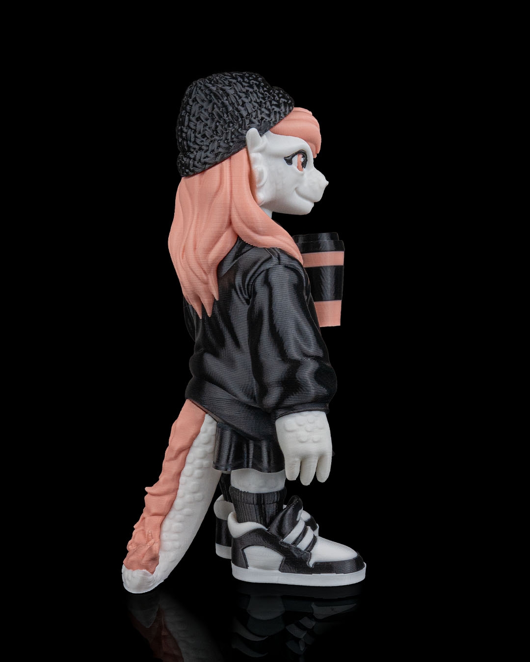 Lhukyveth "Lucy" - Image 4