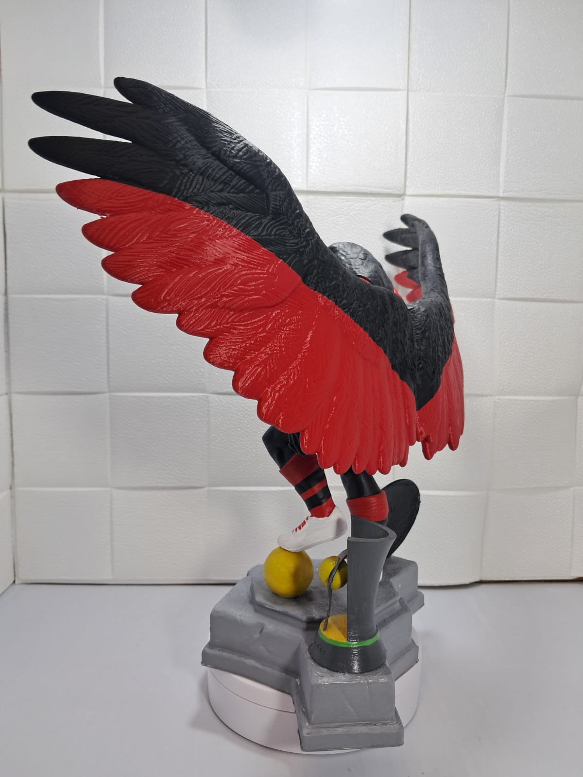 Mascote do Flamengo c/ Asas - Malvadão Tam 35x30cm - Image 4