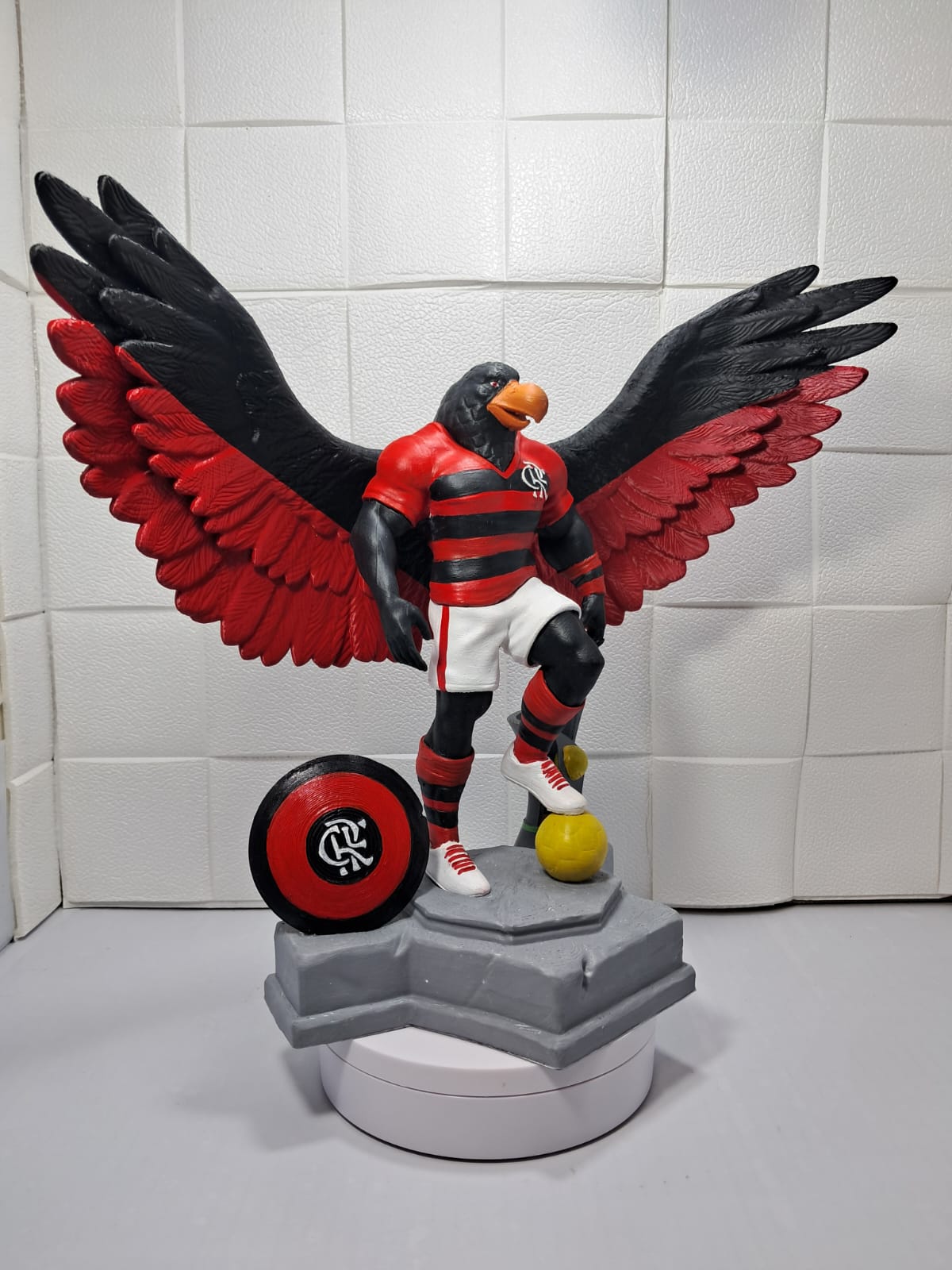 Mascote do Flamengo c/ Asas - Malvadão Tam 35x30cm - Image 2